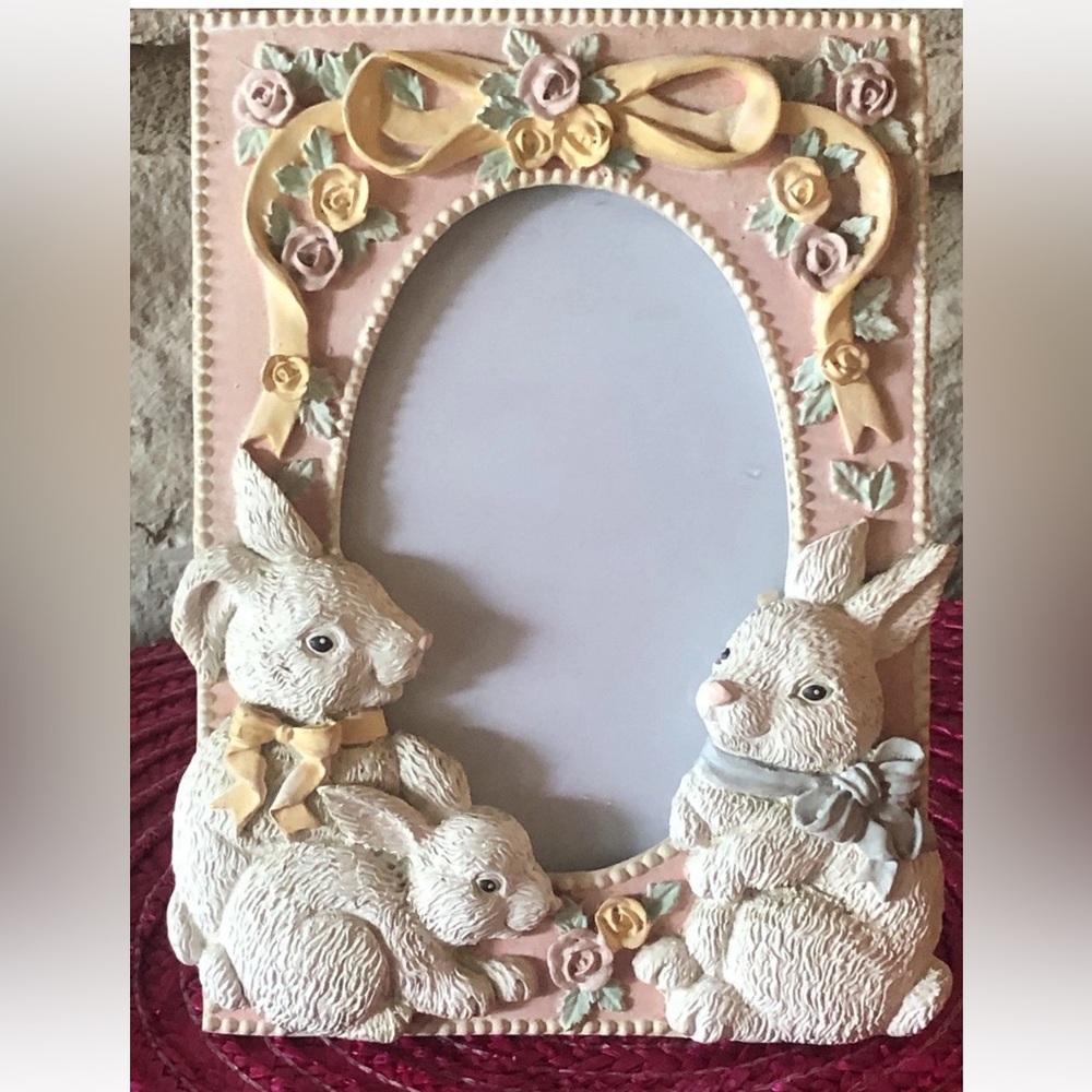 Vintage Easter Bunny Rabbit Photo Frame Resin‎ Ribbon Bow Pink 3D Fits 3.5"x5"